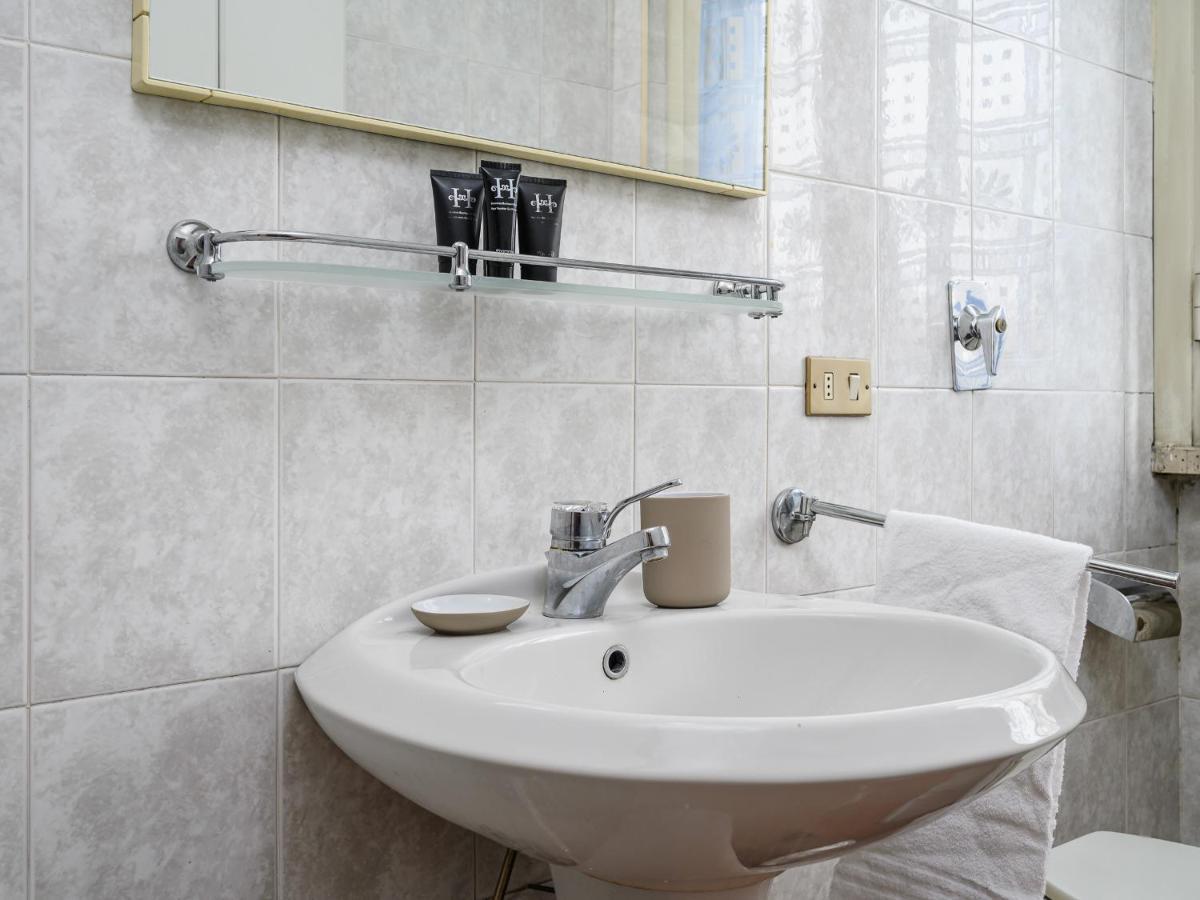 Classbnb - Appartamento A 200 Metri Dalla Metro Pagano Milan Exterior photo